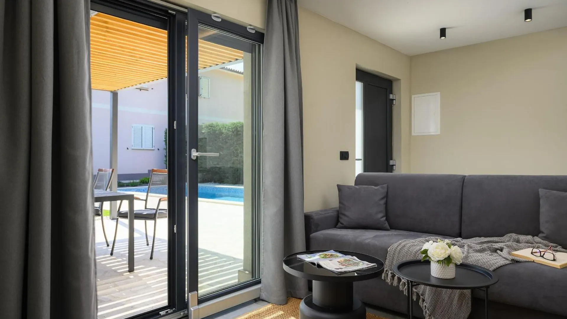 Kirmenjak Beautiful Villa Lakora With Pool In Porec